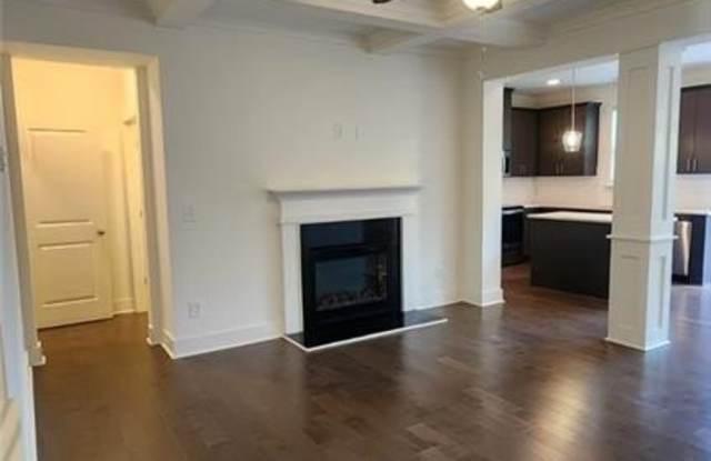300 Auburn Valley Way Gallery 4