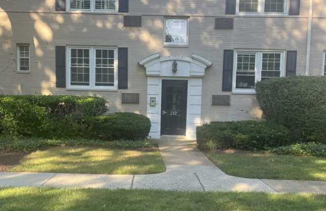 Arlington/Ballston Area - 212 N George Mason Drive - $1,835.00 Gallery 3