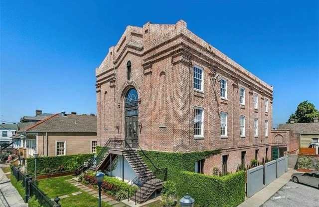 709 JACKSON Avenue photos photos