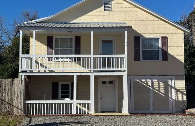 Cozy 2 bedroom - 22 Covil Avenue, Wilmington, NC 28403