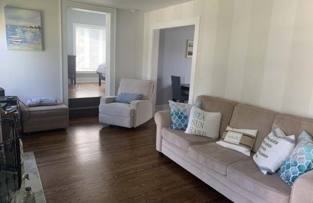 245 Monmouth Boulevard Gallery 4