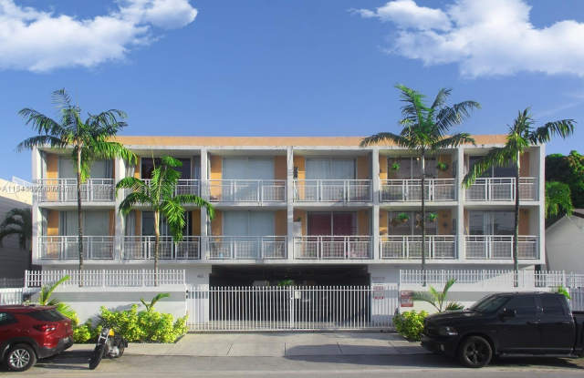 450 SW 3rd St - 450 Southwest 3rd Street, Miami, FL 33130