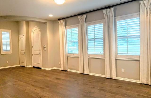 1859 Harvest Circle Gallery 4