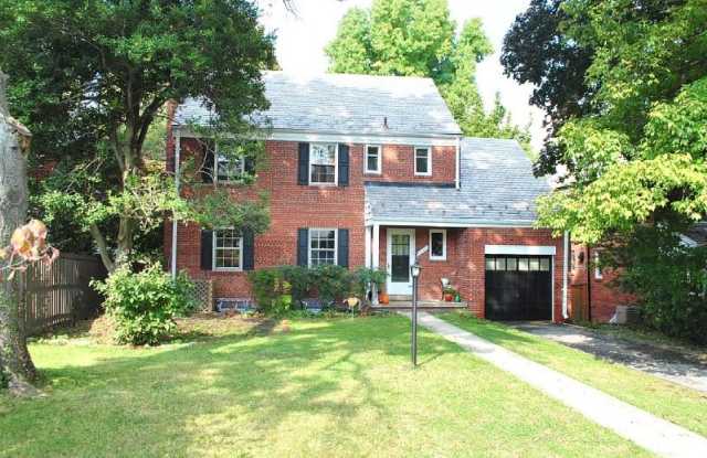2605 Northampton St NW - 2605 Northampton Street Northwest, Washington, DC 20015