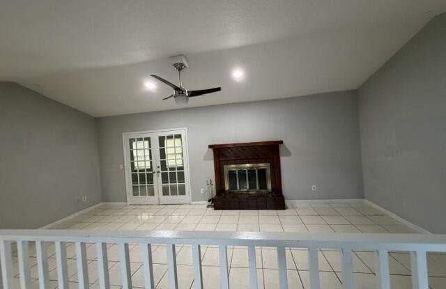 3046 BLUE HERON Drive S Gallery 3