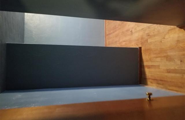 3442 Corona Street Gallery 3