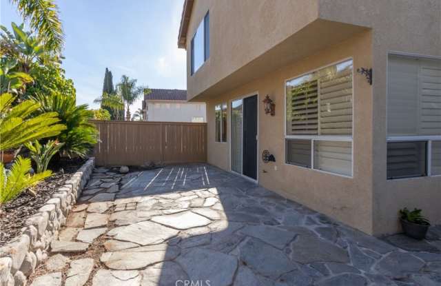 24502 Sunshine Drive Gallery 4