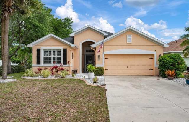 5012 Lakehurst Court Gallery 1