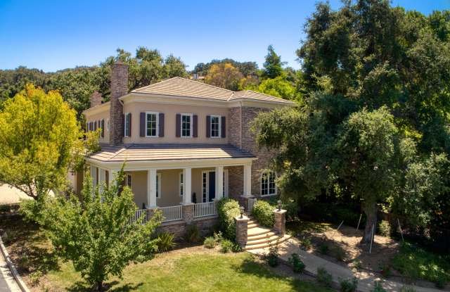 100 Upper Lake Road Gallery 2