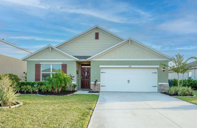 1326 MIDDLE LAKE DRIVE photos photos