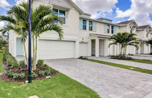 5728 SE Edgewater Circle photos photos 5728 SE Edgewater Circle photos photos