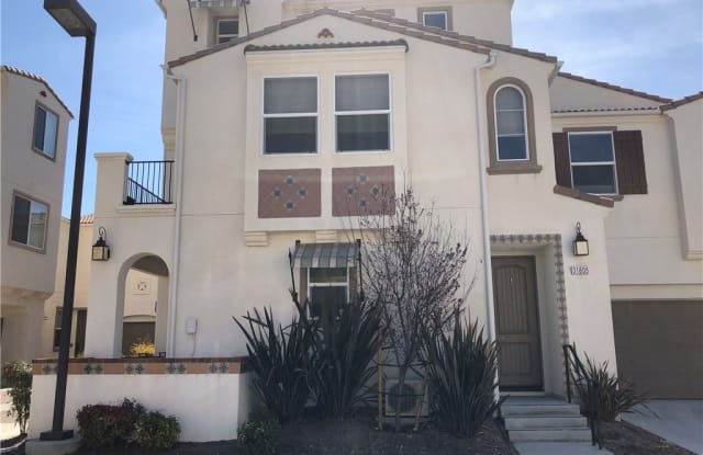 31805 Calle Mendocino - 31805 Calle Mendocino, Temecula, CA 92592