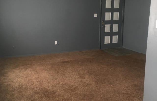 1100 Indiana Street - 208 - 1100 Indiana Street, Graham, TX 76450