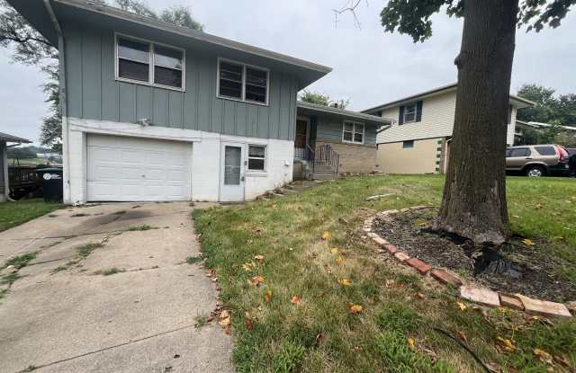 4902 Ruggles Street photos photos