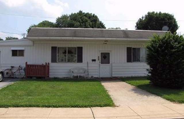 Rooming House-All Utilities Paid WEEKLY RENT - 1100 Springdale Avenue, York County, PA 17403