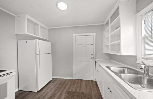 1721 West 5th Street photos photos