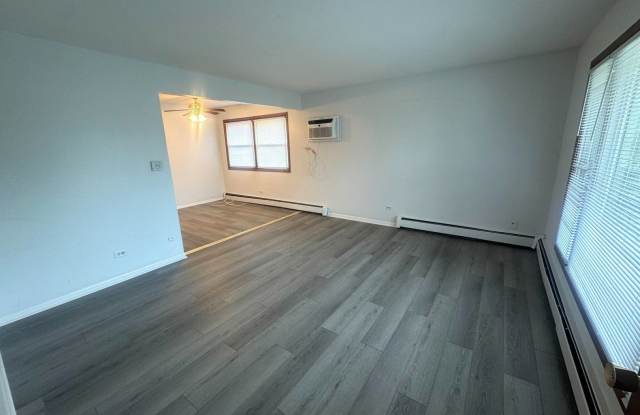 4512 Grove Avenue Gallery 2