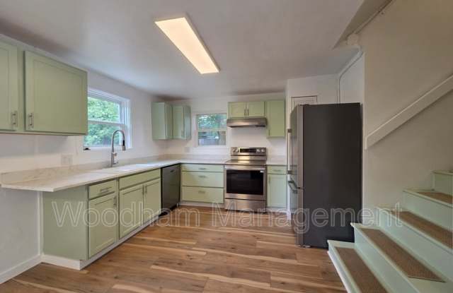 521 North Rouse Avenue photos photos