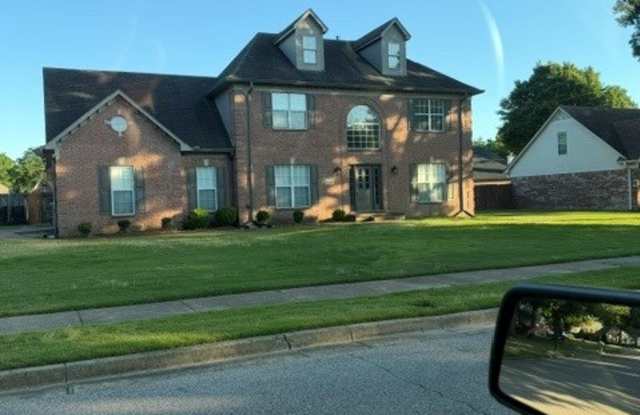 135 Cottonwood Drive photos photos
