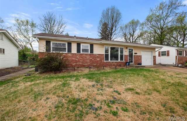 526 Lynn Haven Lane photos photos