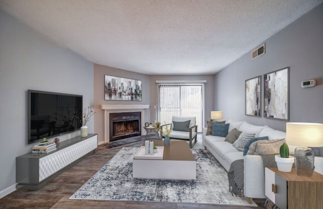 Creekside Apartments Gallery 2