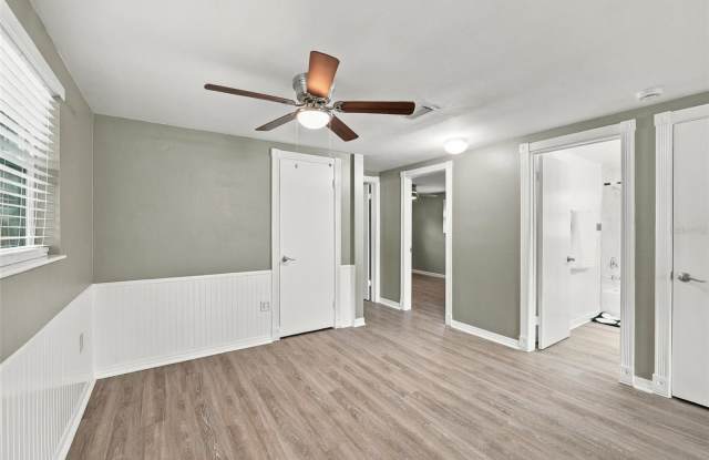 1335 WISCONSIN Avenue Gallery 4