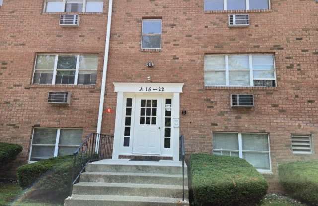1041 Ridge St photos photos