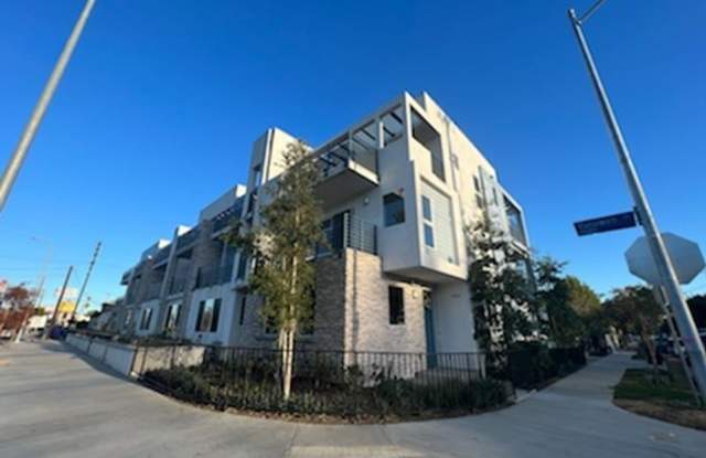 14614 Vanowen Street - 14614 Vanowen Street, Los Angeles, CA 91405 14614 Vanowen Street - 14614 Vanowen Street, Los Angeles, CA 91405