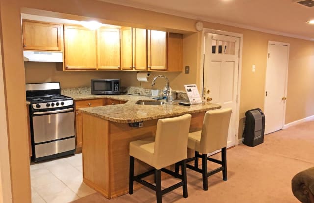 2815 CEDAR LN - 2815 Cedar Lane, Merrifield, VA 22180