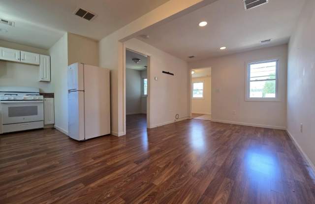 98 Seeley Avenue photos photos