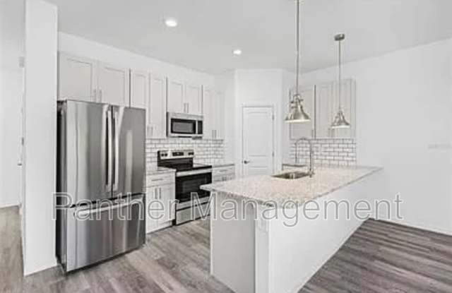 5205 30th St SW photos photos