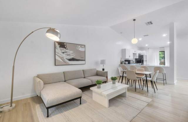13175 CHADWICK Court Gallery 1