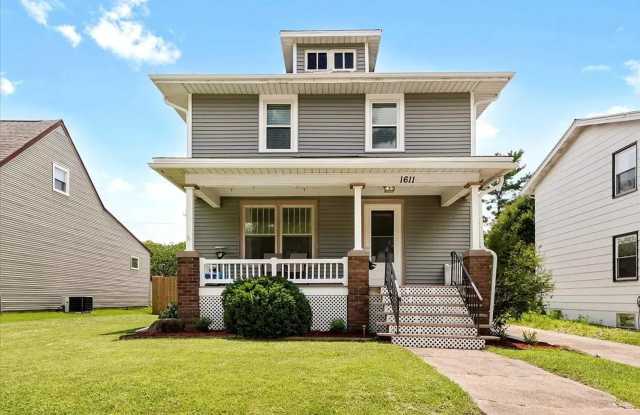 Beautifully updated 3 Bedroom photos photos