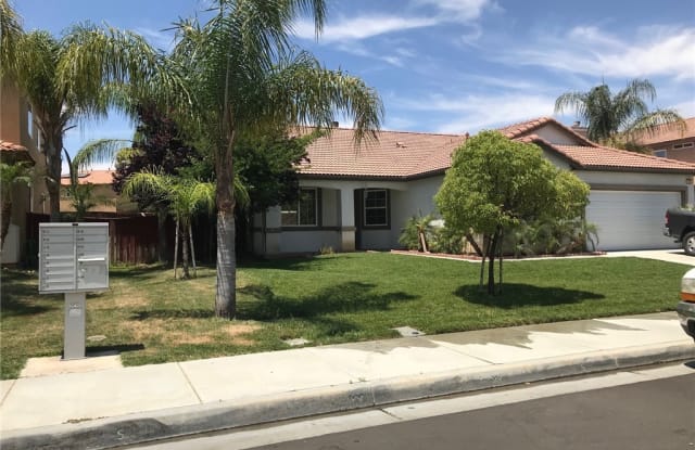 728 Sweet Clover - 728 Sweet Clover Loop, San Jacinto, CA 92582
