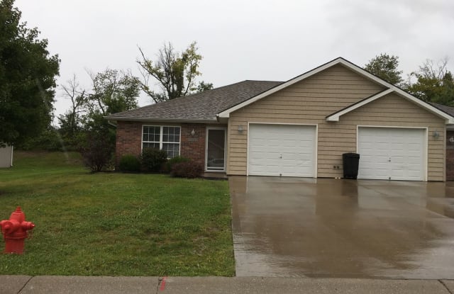 1130 NW Willow Dr - 1130 Northwest Willow Drive, Grain Valley, MO 64029