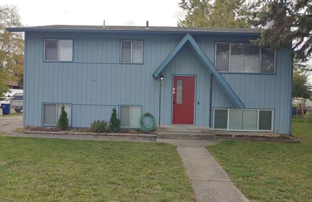 4 Bedroom, 2 Bath Home Central Coeur d'Alene photos photos