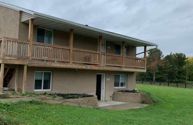 NEWER RANCH STYLE 2 BEDROOM DUPLEX HOMES FOR LEASE! HEAT and WATER INCLUDED! photos photos