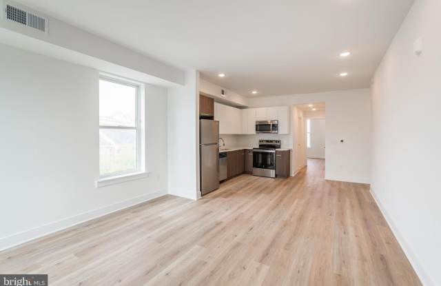 4324 LANCASTER AVENUE photos photos