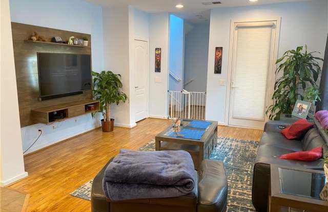 5514 W 149th Place Gallery 4