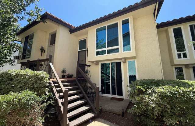 ​​Spacious 2BR/2BA Condo for Rent in Tranquil La Costa Community photos photos