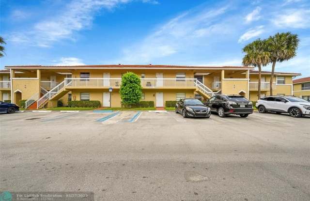10149 Twin Lakes Dr - 10149 Twin Lakes Drive, Coral Springs, FL 33071