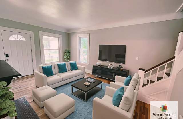 5 bed 2 bath Single Family Home photos photos