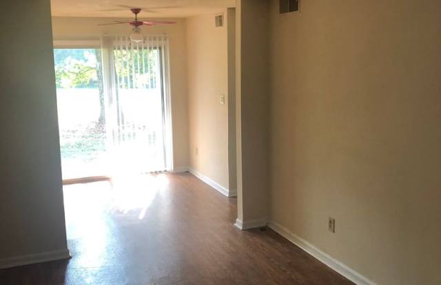 1 bed/1 bath in South Charlotte - Sharon Lakes!! photos photos