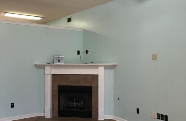 8373 Clubview Drive Gallery 3