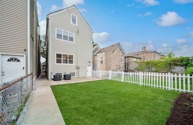 1906 W 34th Place Gallery 2