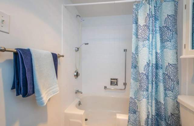 1711 Bellevue Ave photos photos