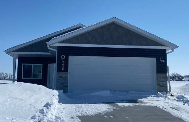 3 BEDROOM/2 BATHROOM (1,397 sq feet) ~ New Construction ~ Available TODAY! photos photos