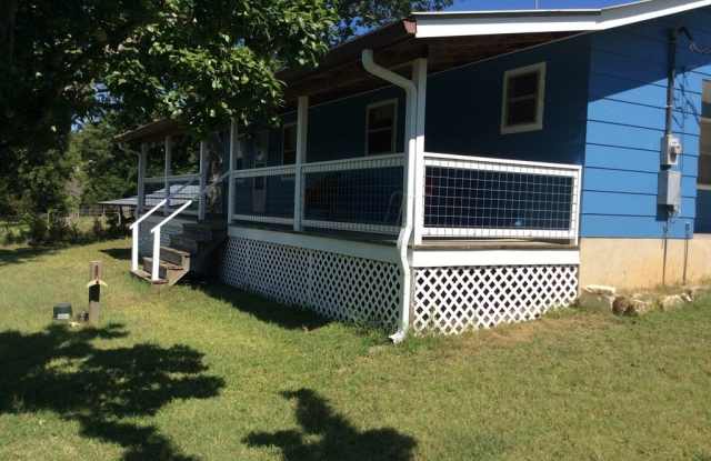 52 Meadows Ln Gallery 2
