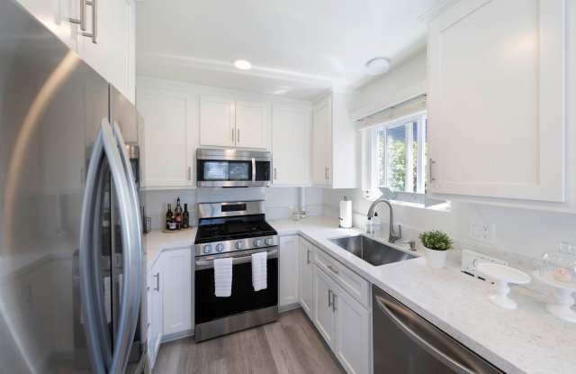 Adorable Capo Beach 1 bedroom with Ocean Views! Gallery 1