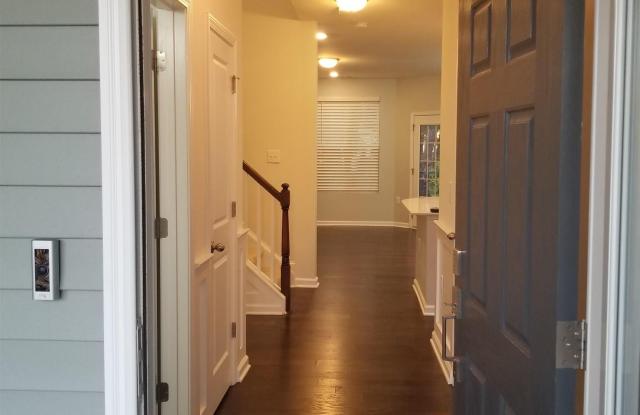 6063 Beale Loop Gallery 3